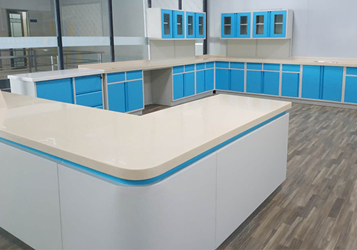 �����t����